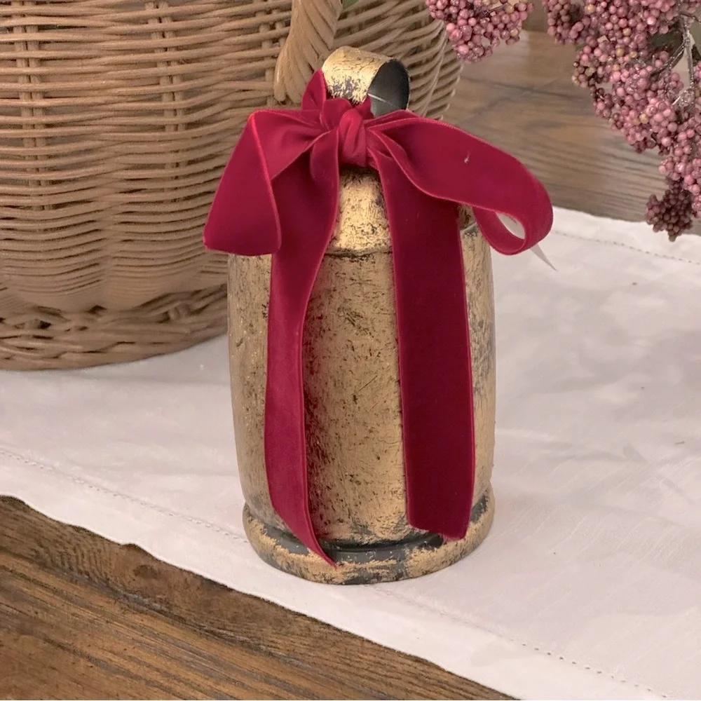 ANTIQUE GOLD Christmas bell / 7.5” x3.5”